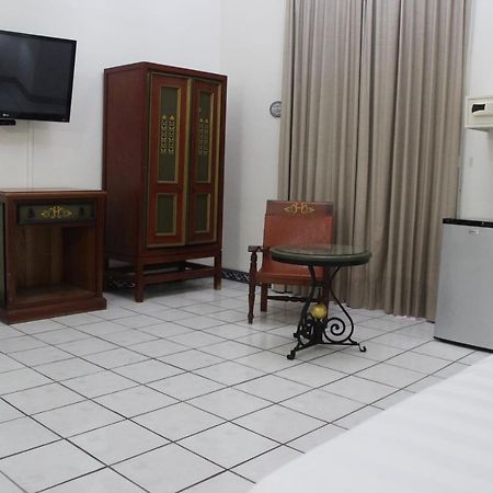 Hotel Concierge Plaza Колима Экстерьер фото
