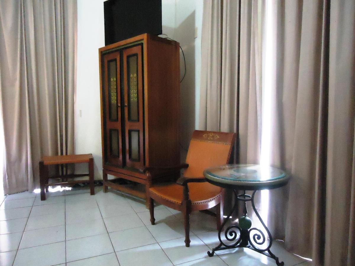 Hotel Concierge Plaza Колима Экстерьер фото