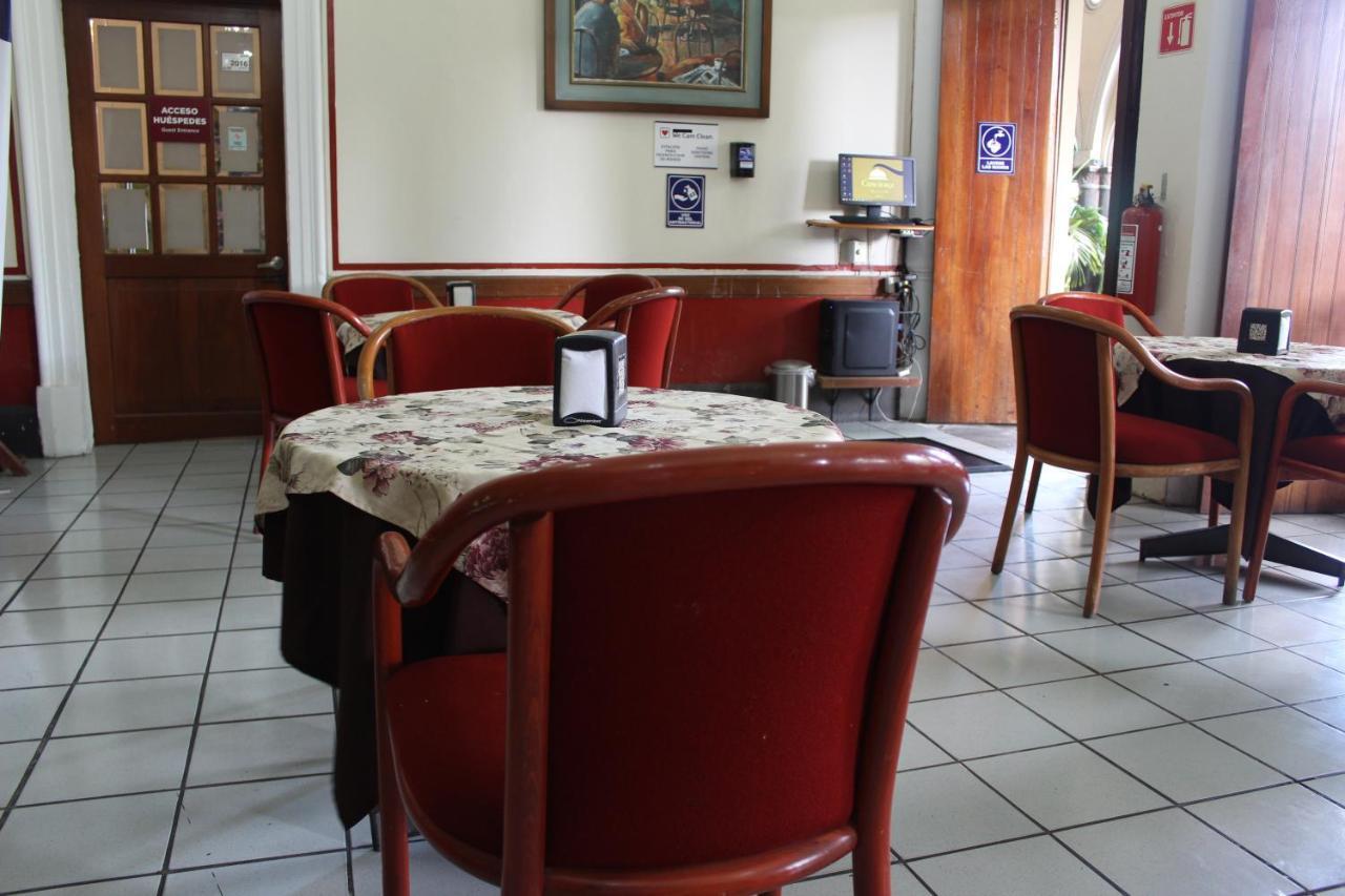 Hotel Concierge Plaza Колима Экстерьер фото